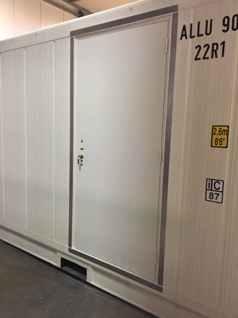 20ft reefer container extra zijdeur 02